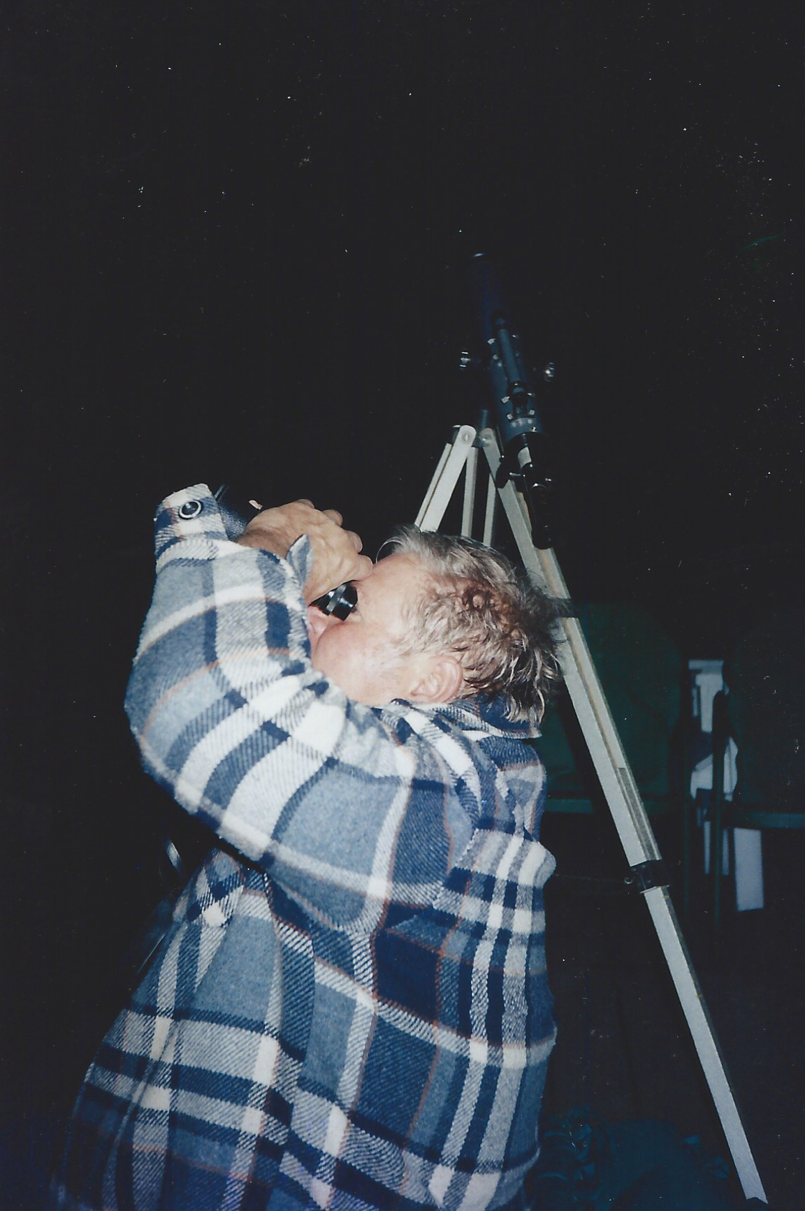 NS8KG0X41W.jpg